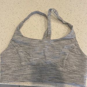 Lululemon flow Y bra size 4
